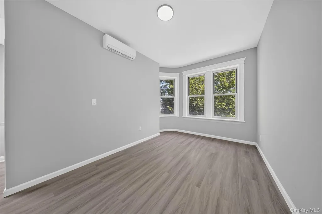 79-35 77th Avenue Glendale NY 11385