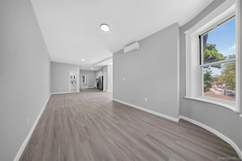 79-35 77th Avenue Glendale NY 11385