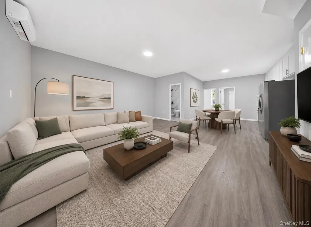 79-35 77th Avenue Glendale NY 11385