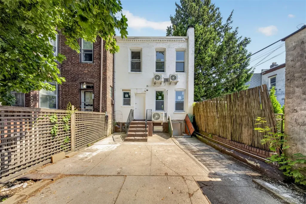 79-35 77th Avenue Glendale NY 11385