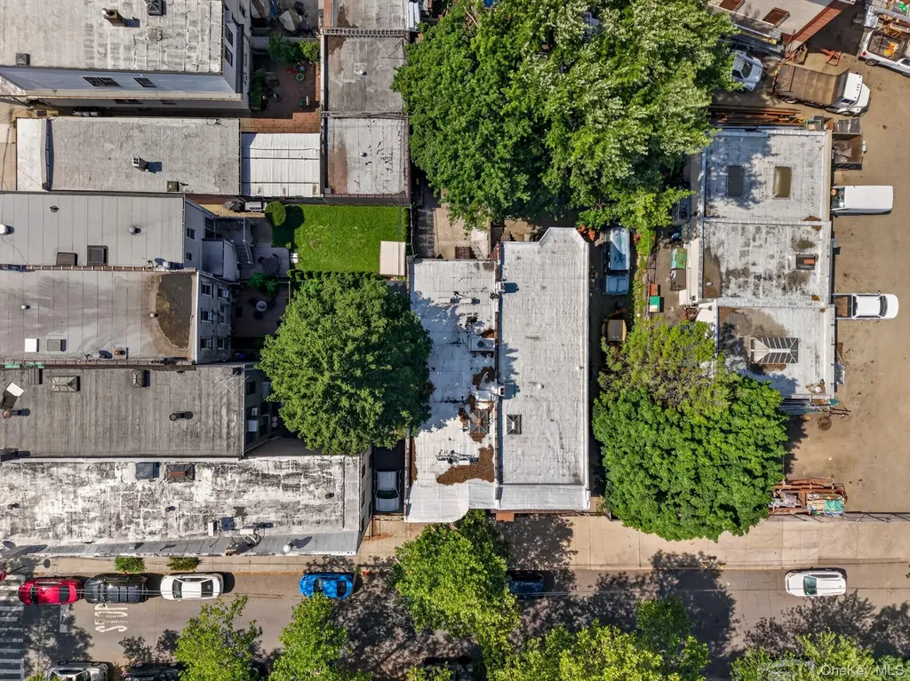 79-35 77th Avenue Glendale NY 11385
