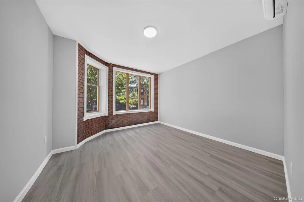 79-35 77th Avenue Glendale NY 11385