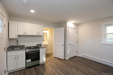 14311 9w Other NY 12124