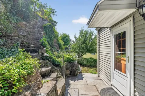 273 Madison Avenue Port Chester NY 10573