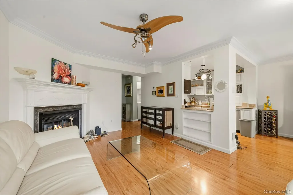 2119 Whispering Hills Chester NY 10918