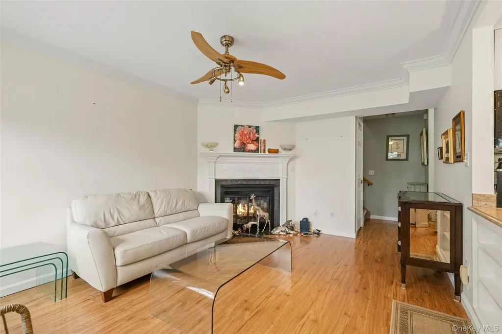 2119 Whispering Hills Chester NY 10918