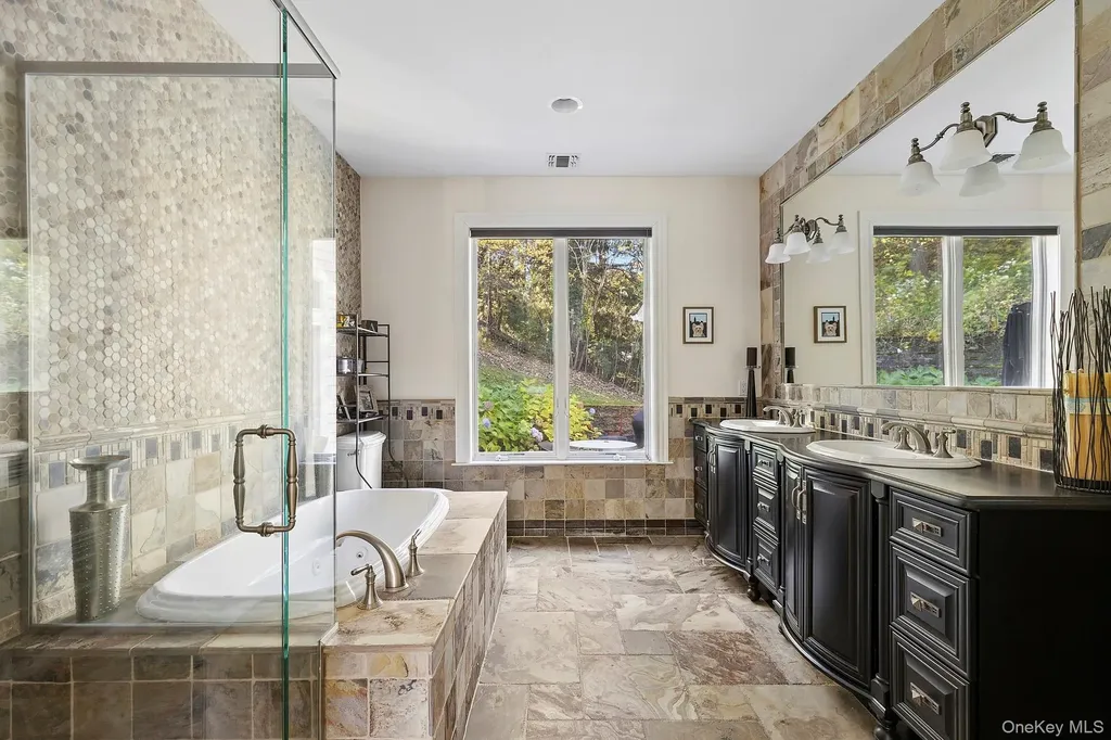 144 Round Swamp Road West Hills NY 11743
