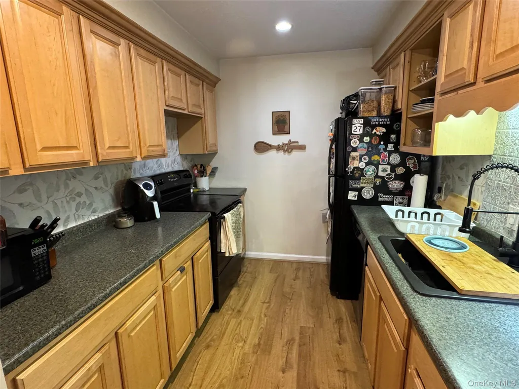 19F White Gate Drive Wappingers Falls NY 12590