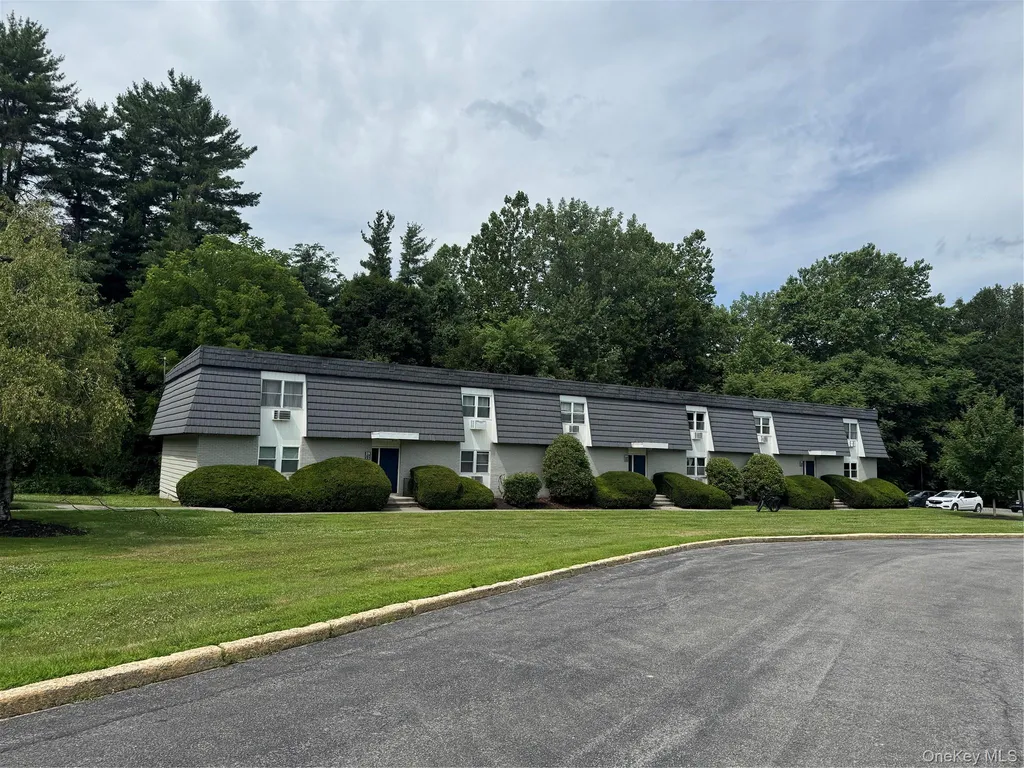 19F White Gate Drive Wappingers Falls NY 12590