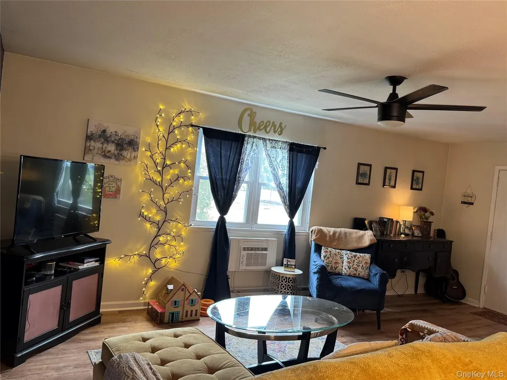 19F White Gate Drive Wappingers Falls NY 12590