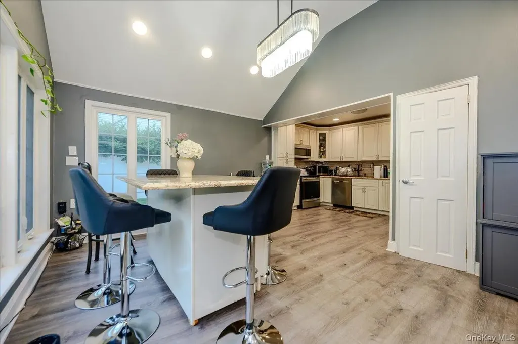 295 Maryland Avenue Freeport NY 11520