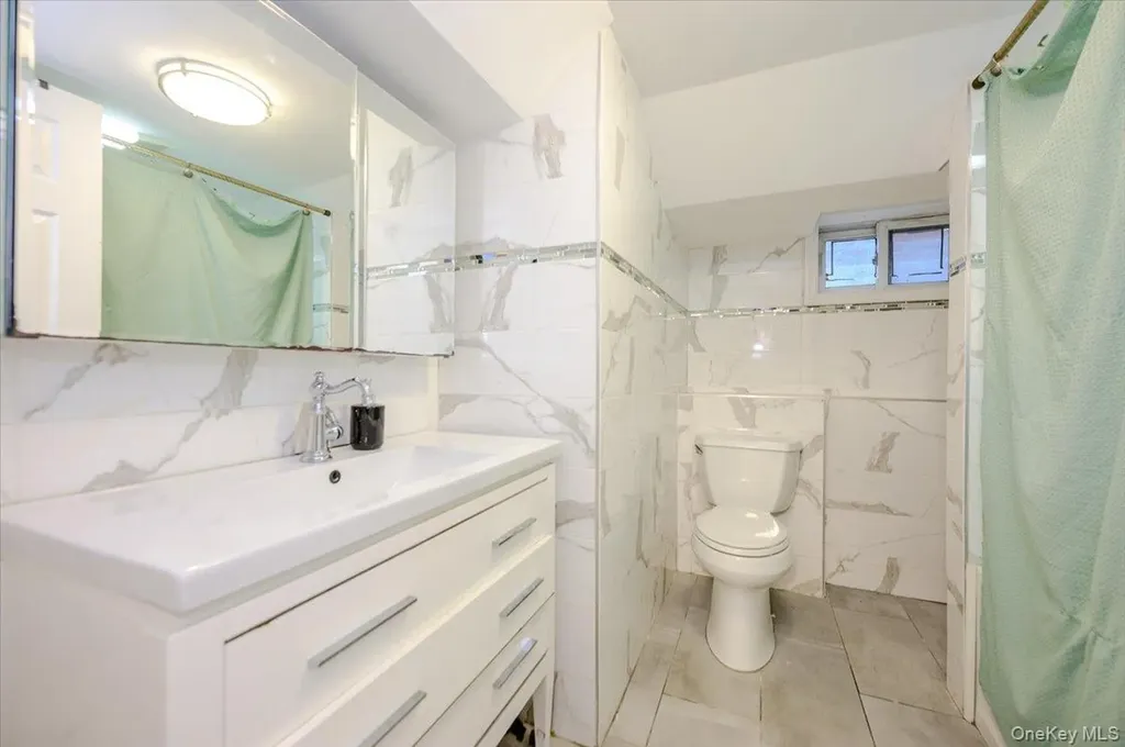 295 Maryland Avenue Freeport NY 11520
