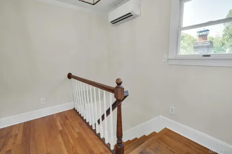 30 Sarina Drive Commack NY 11725