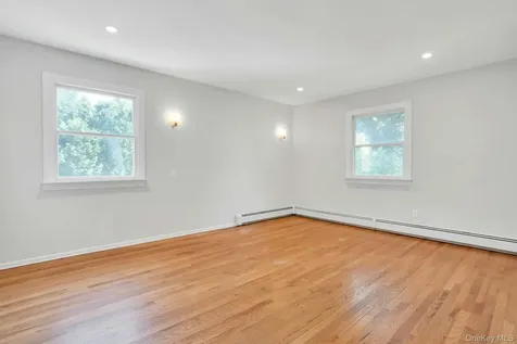 30 Sarina Drive Commack NY 11725