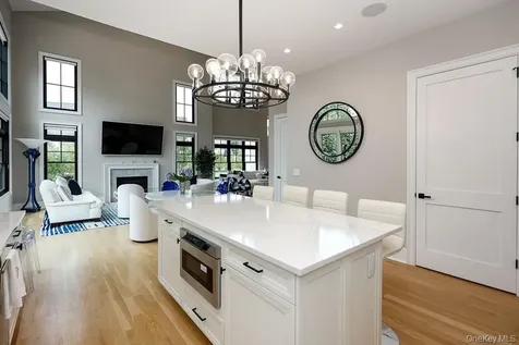 115 Three Ponds Lane E Woodbury NY 11797