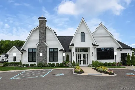 115 Three Ponds Lane E Woodbury NY 11797