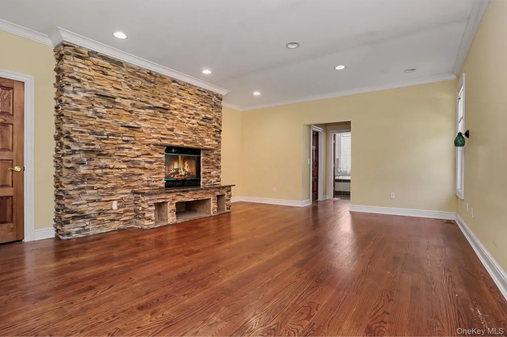 33 Manor Road Patterson NY 12563