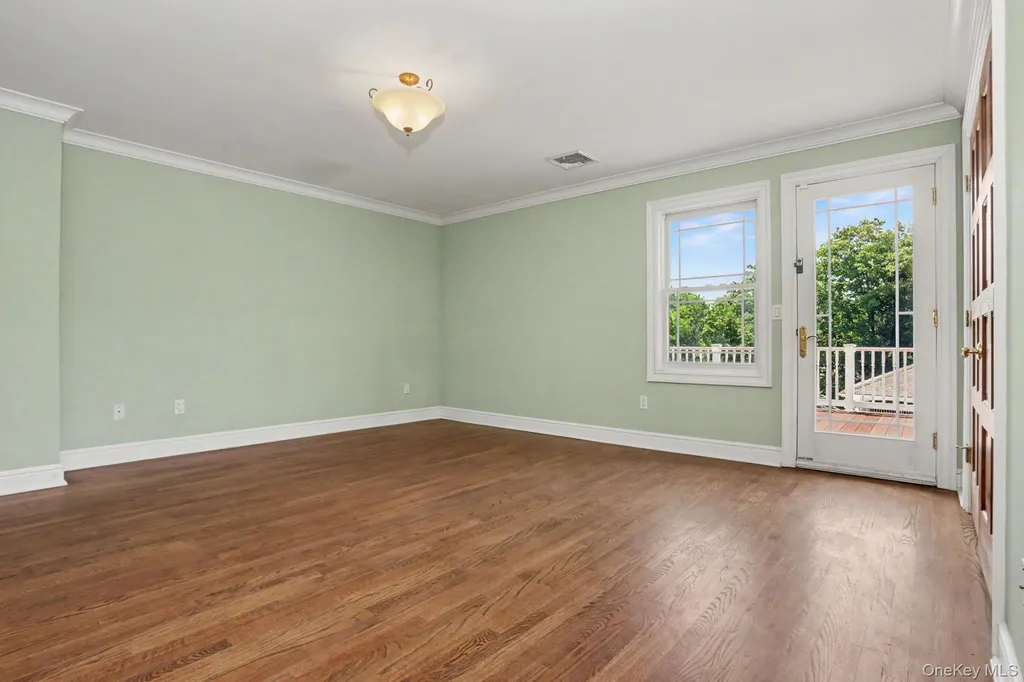 33 Manor Road Patterson NY 12563