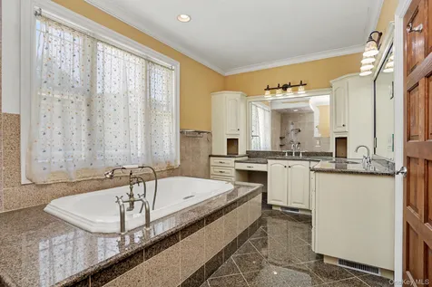 33 Manor Road Patterson NY 12563