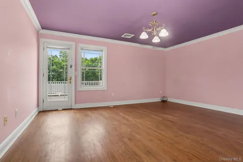 33 Manor Road Patterson NY 12563