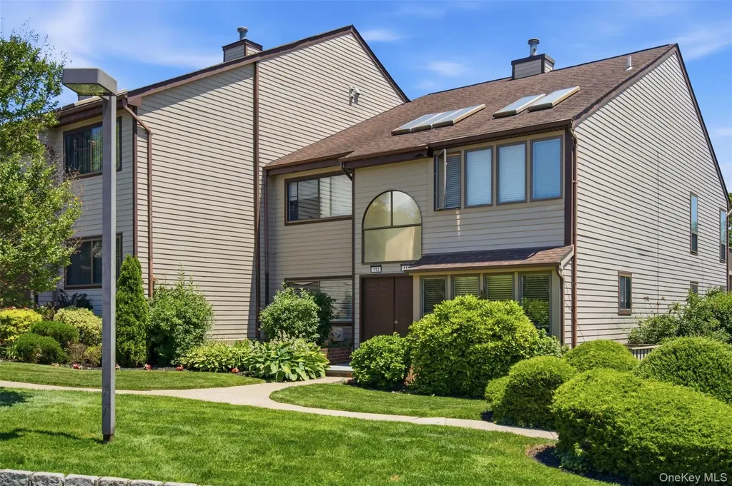 112 The Glen Glen Head NY 11545