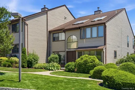 112 The Glen Glen Head NY 11545