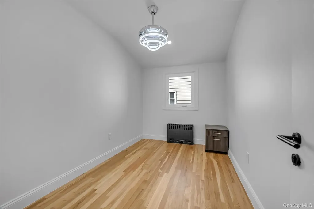 206-15 Richland Avenue Oakland Gardens NY 11364