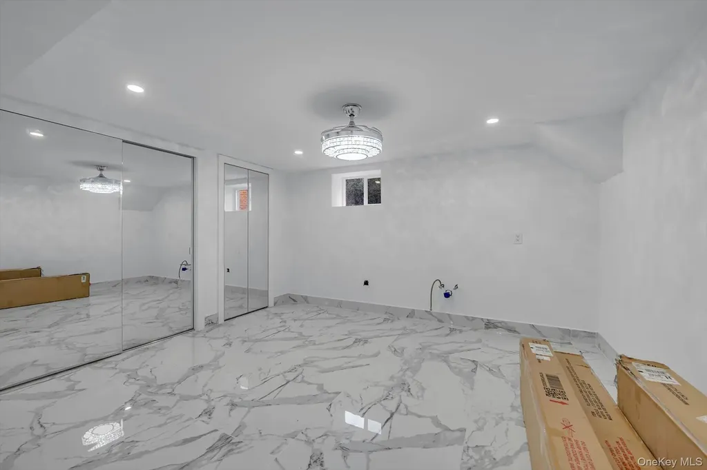 206-15 Richland Avenue Oakland Gardens NY 11364