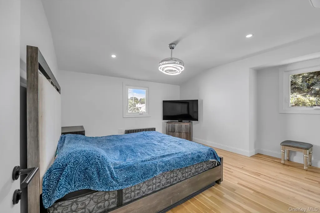 206-15 Richland Avenue Oakland Gardens NY 11364