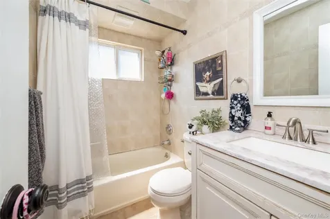 389 Briarwood Road Massapequa NY 11758