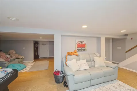 389 Briarwood Road Massapequa NY 11758