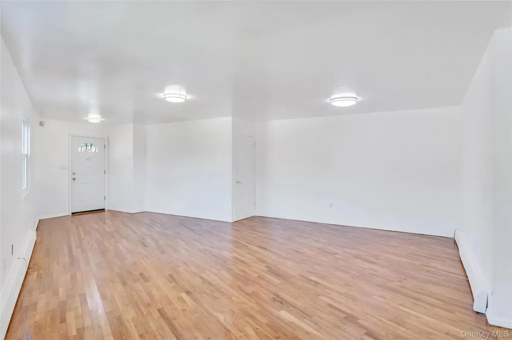 14014 Charles Lane Springfield Gardens NY 11413