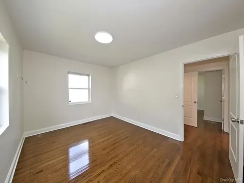 139 Waverly Avenue Mamaroneck NY 10543