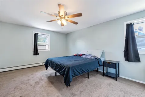 26 Berry Lane Hicksville NY 11801