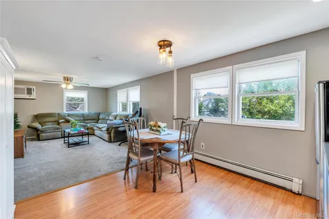 26 Berry Lane Hicksville NY 11801