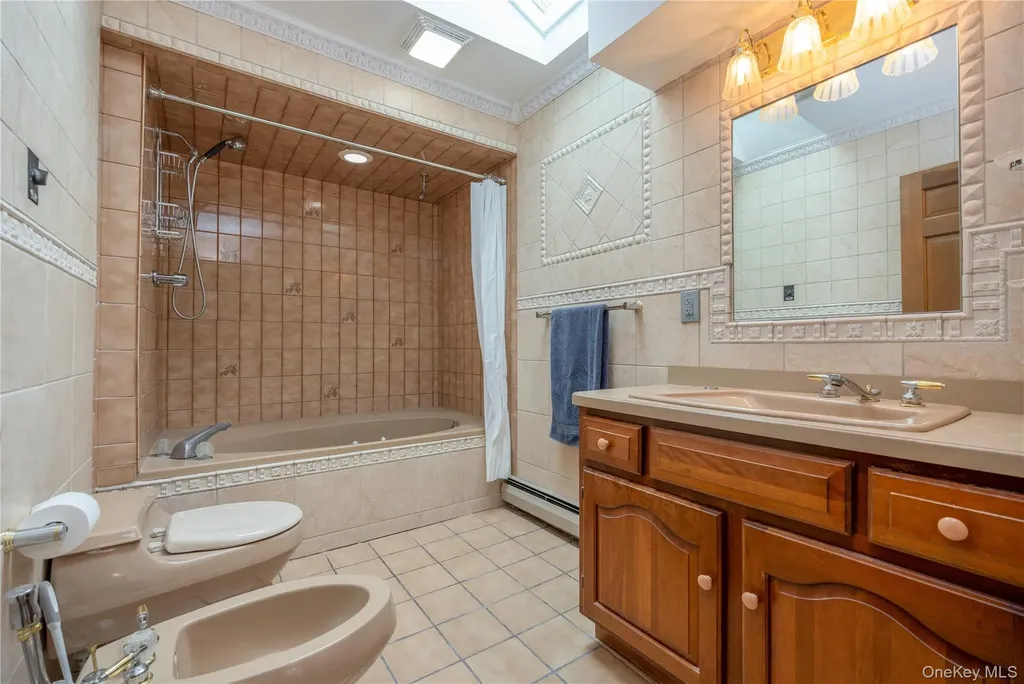 268 W Central Avenue Pearl River NY 10965