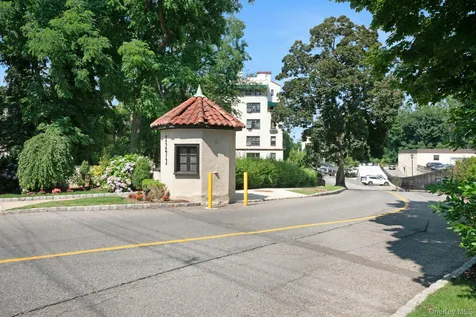 1273 North Avenue New Rochelle NY 10804