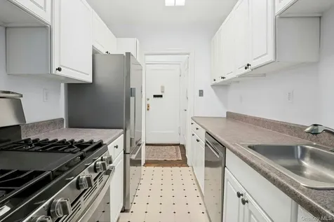 1273 North Avenue New Rochelle NY 10804