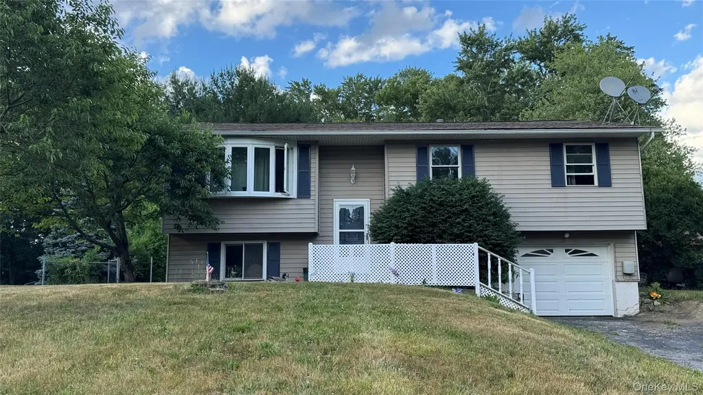 4 Dara Lane Wappingers Falls NY 12590