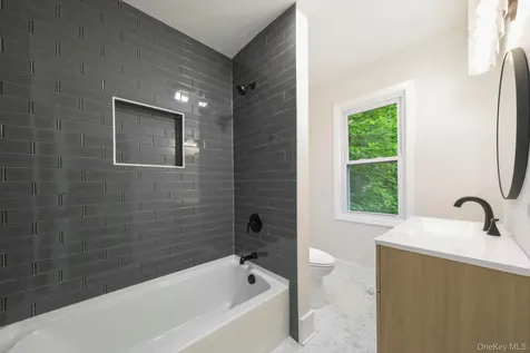 15 Eastman Terrace Poughkeepsie NY 12601