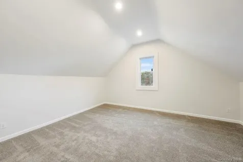 15 Eastman Terrace Poughkeepsie NY 12601