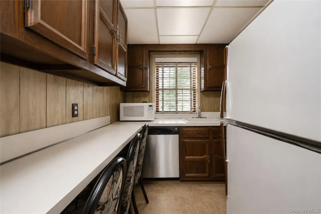 47 Stanley Circle Staten Island NY 10308