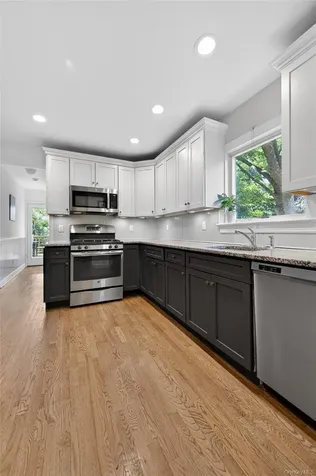 96 School Street Oyster Bay NY 11771