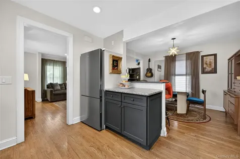 96 School Street Oyster Bay NY 11771