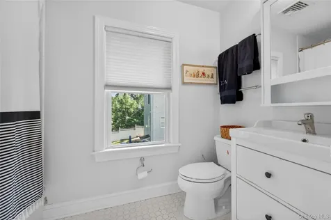 96 School Street Oyster Bay NY 11771