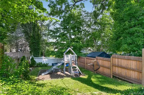 96 School Street Oyster Bay NY 11771