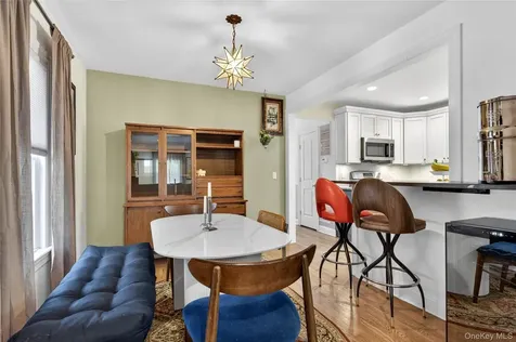 96 School Street Oyster Bay NY 11771