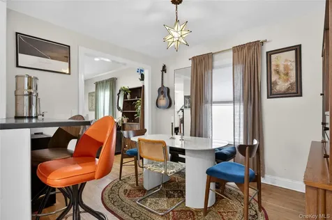 96 School Street Oyster Bay NY 11771