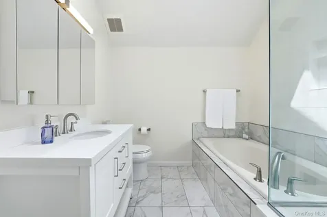 599 Midland Rye NY 10580