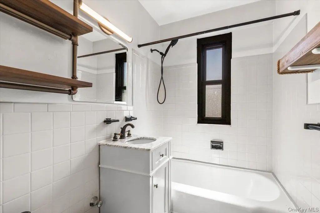 3850 Sedgwick Avenue Bronx NY 10463